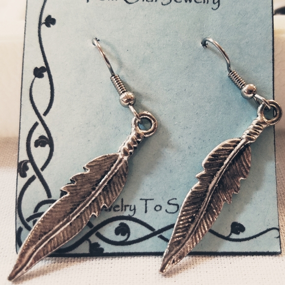 Long Feather Earrings - Picture 1 of 1